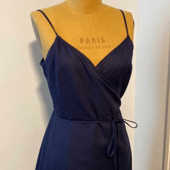 Gap Linen Wrap Ruffle Mini Dress Size M (NWOT) - Picture 2 of 5